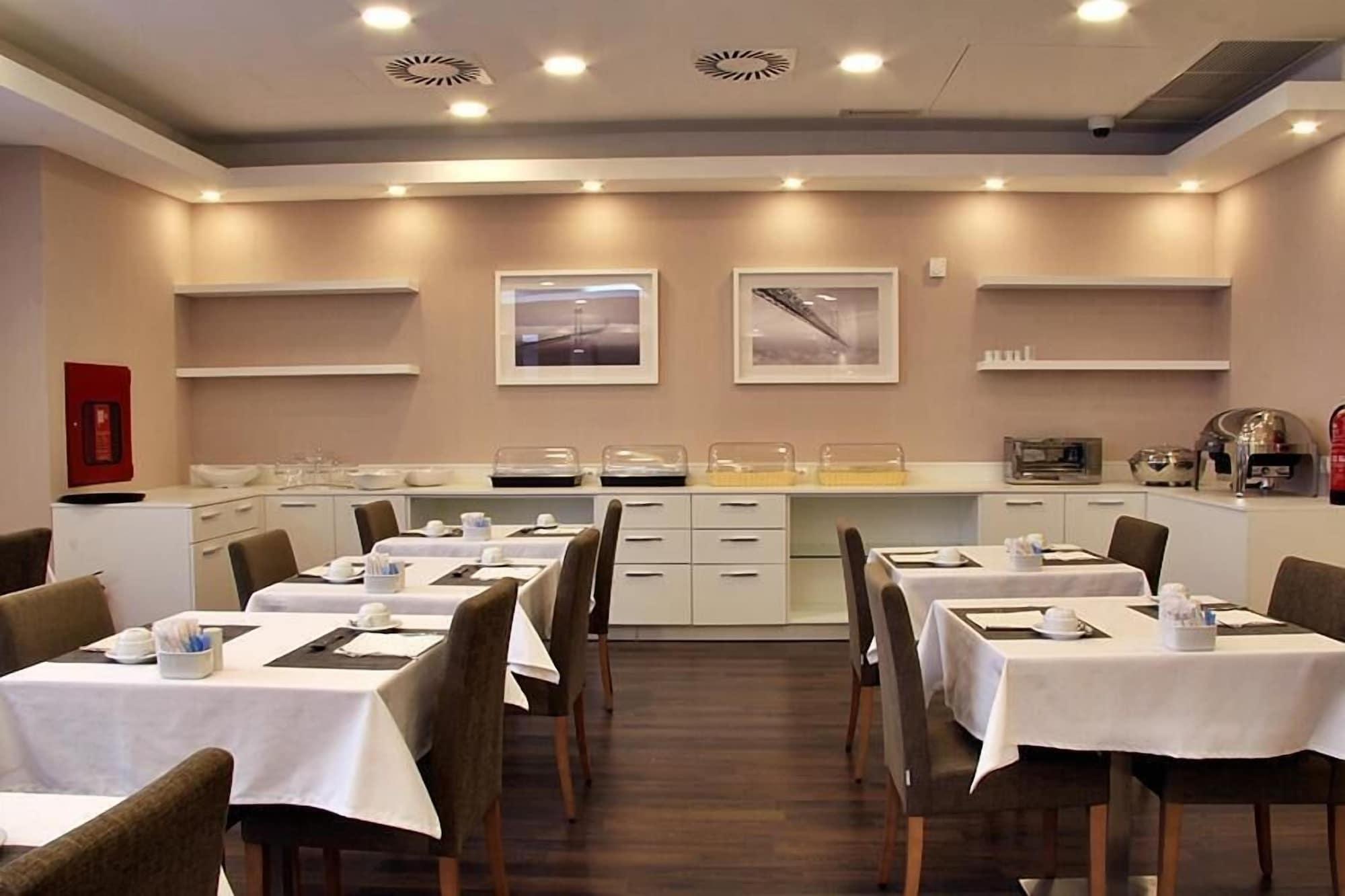 Restaurant THE Hotel MASA Almirante LISBON Stylish