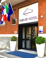 Alojamiento - Twelve Hotel