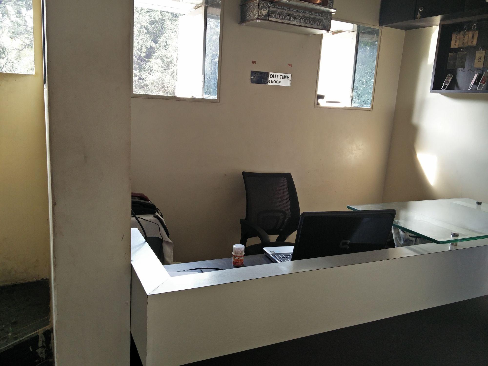Vista Lobby Hotel New Shree Niwas