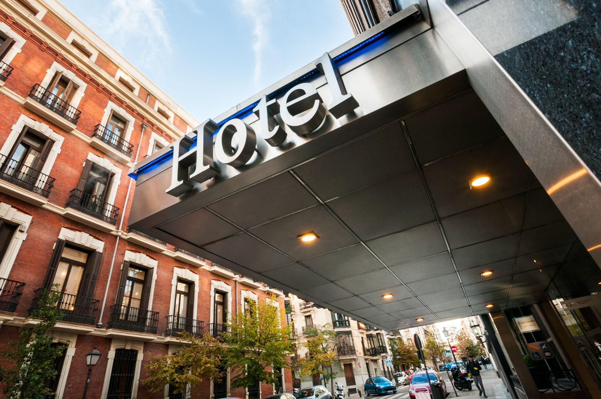 Vista Exterior Hotel Gran Versalles