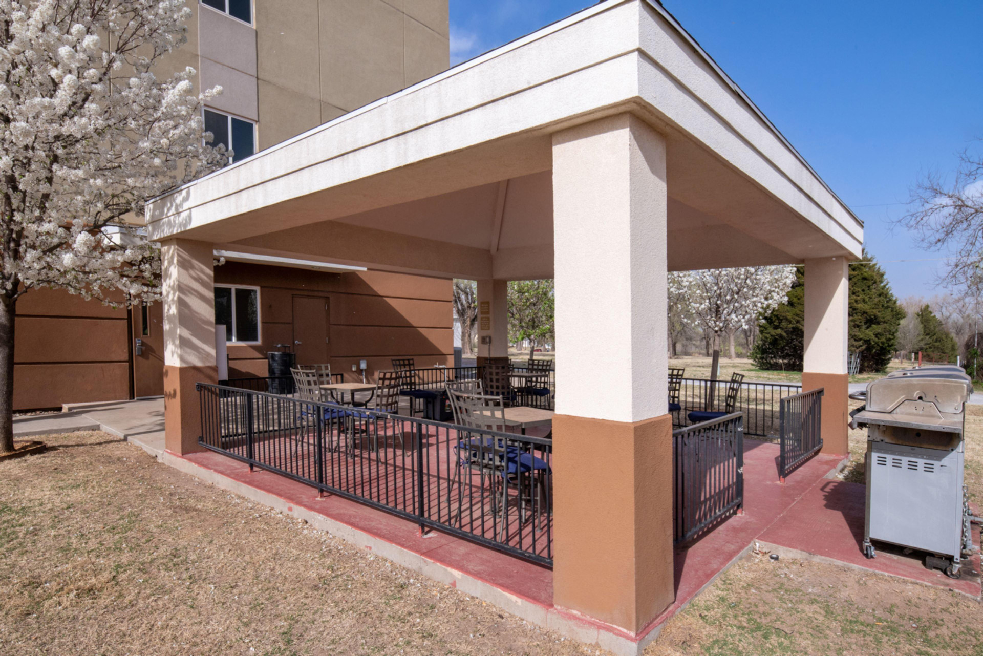 Vista Exterior Candlewood Suites Enid by IHG