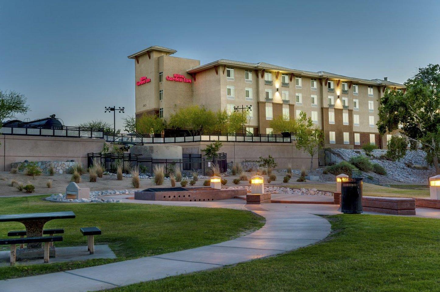 Vista Exterior Hilton Garden Inn Yuma Pivot Point