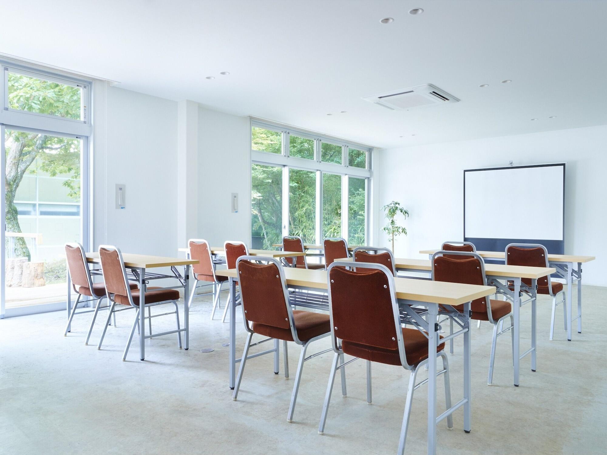 Sala de Reuniones Hakone Retreat villa 1/f