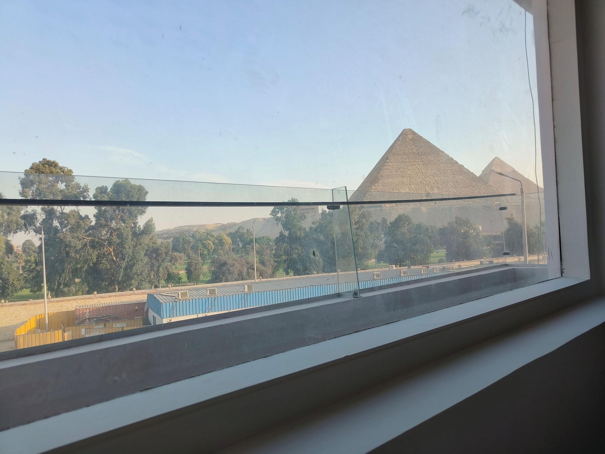Equipamiento de Habitación Maria Pyramids House