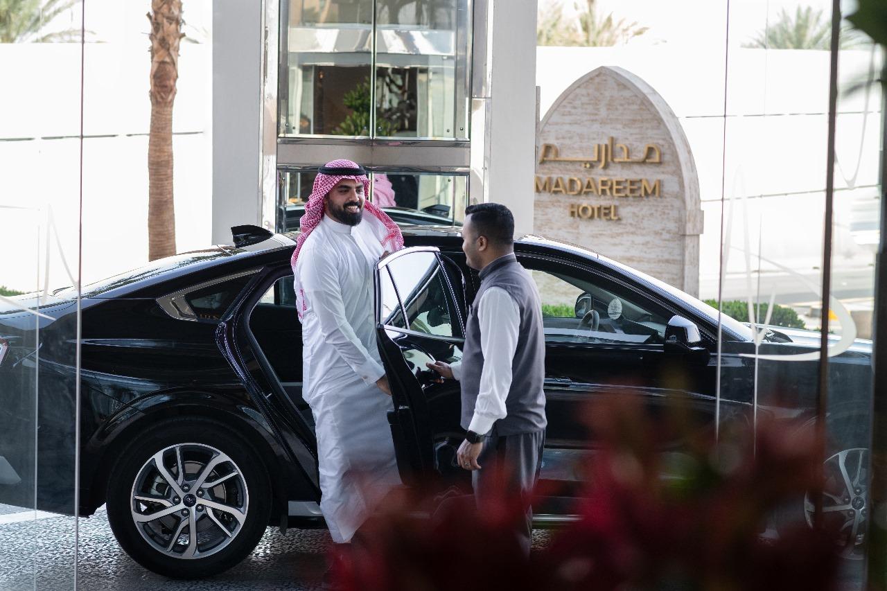 Vista Exterior Madareem Hotel