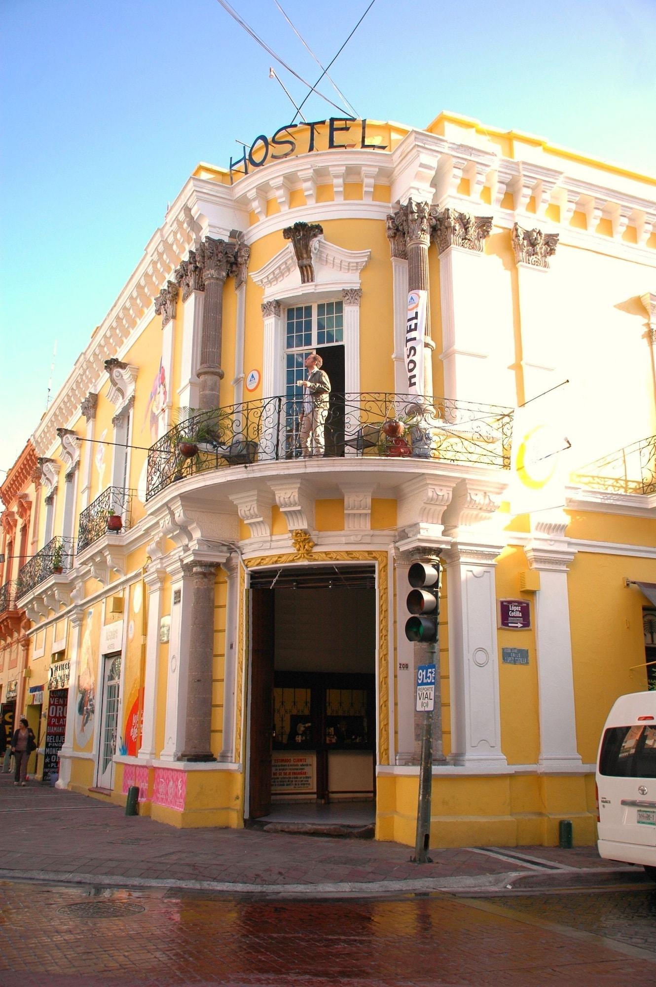 Varios Hostel Hospedarte Centro