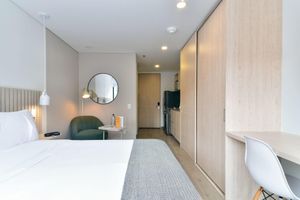 Alquiler Vacacional - w Magnificent Loft w City View in Santa Barbara