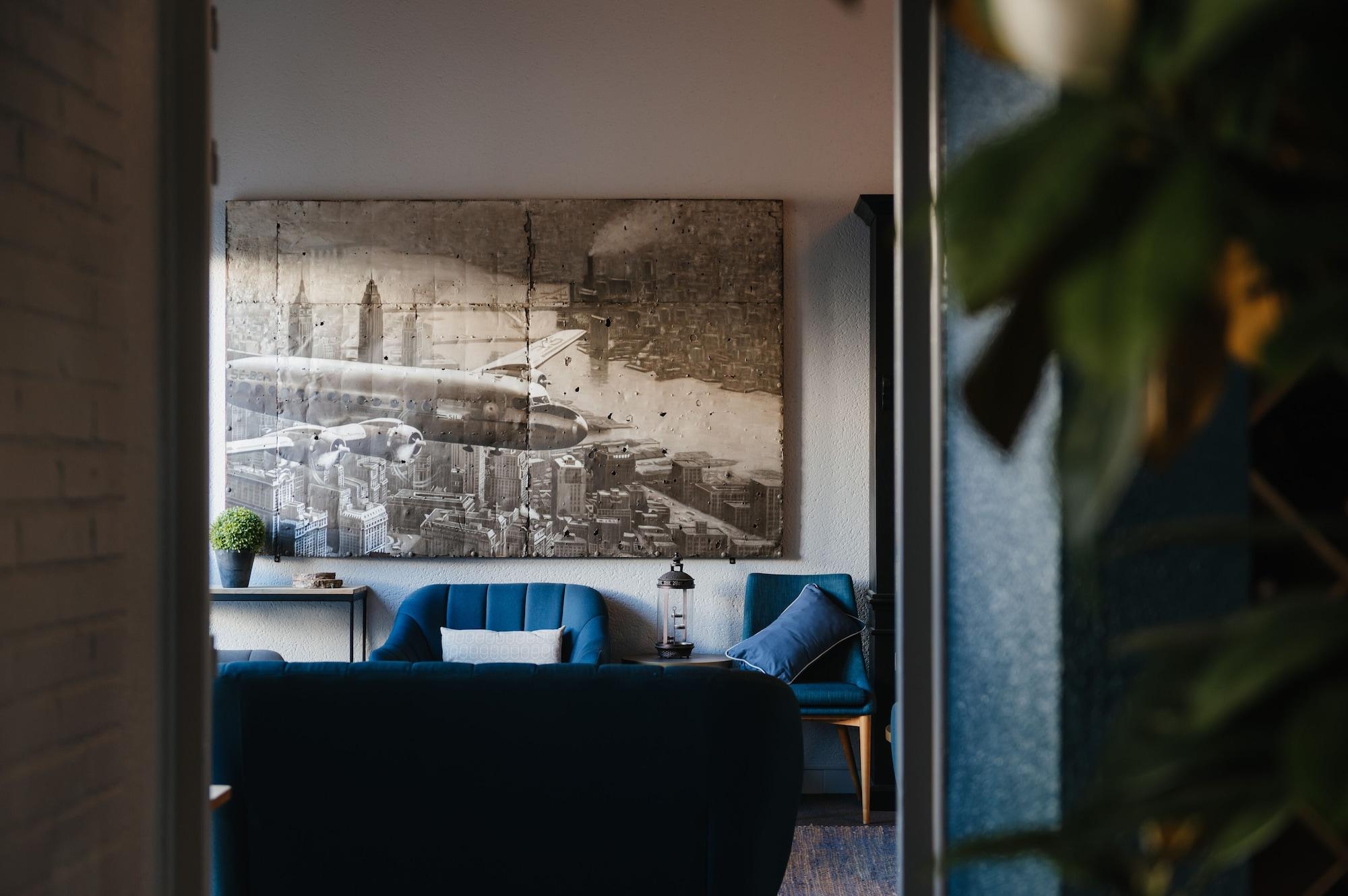 Vista Lobby Sure Hotel by Best Western Chateauroux