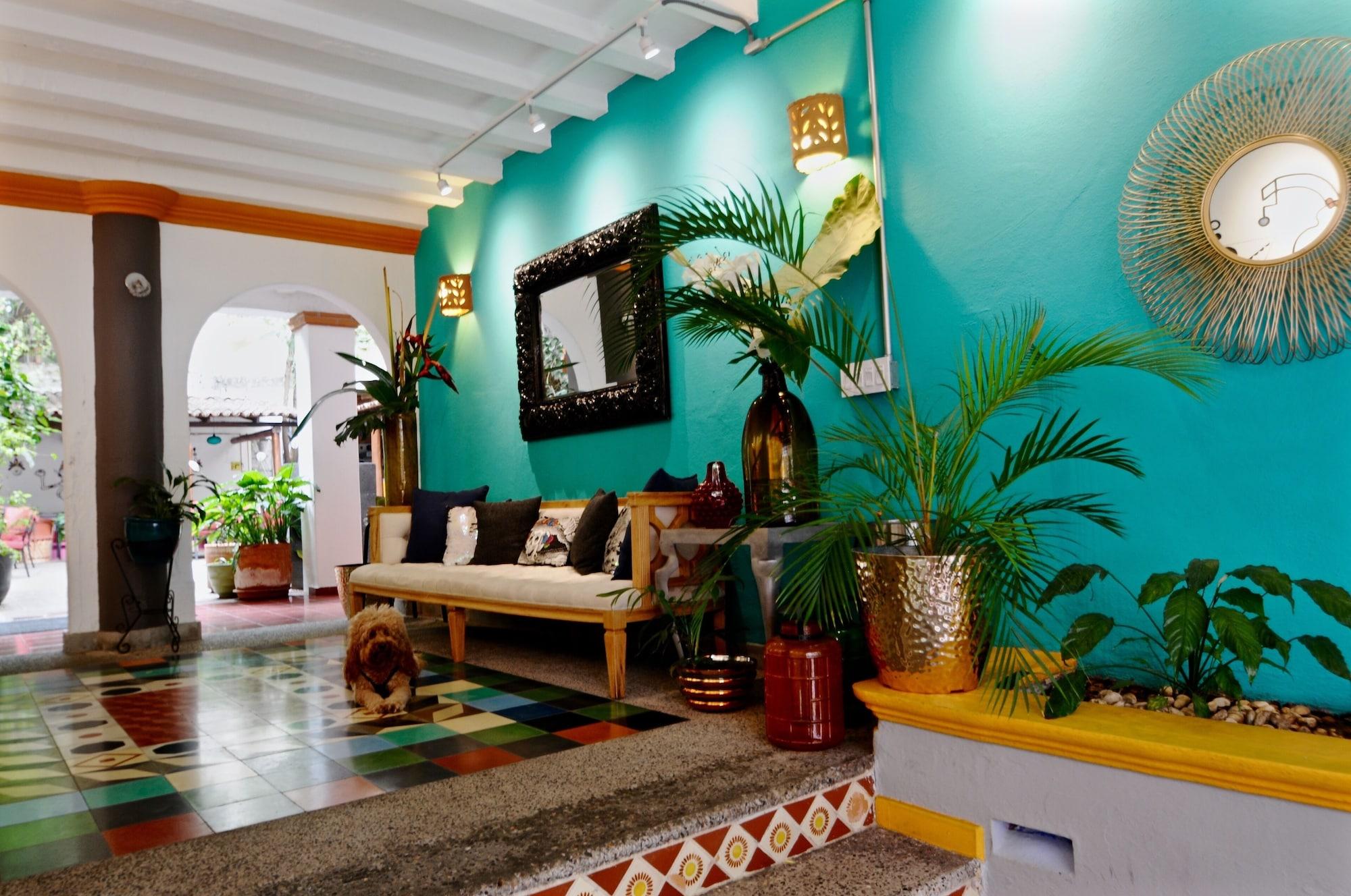 Vista Lobby Villa Mercedes Petit Hotel