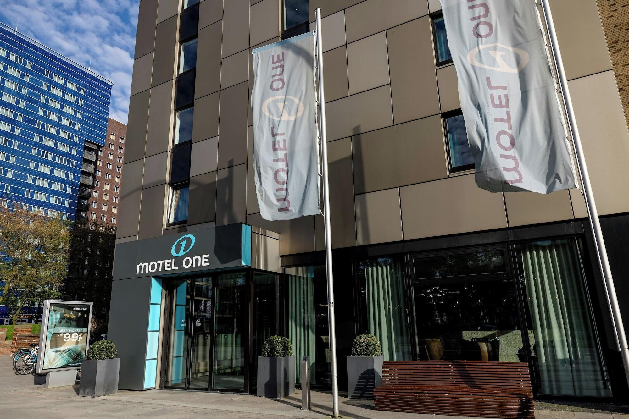 Vista Exterior Motel One Hamburg-Alster