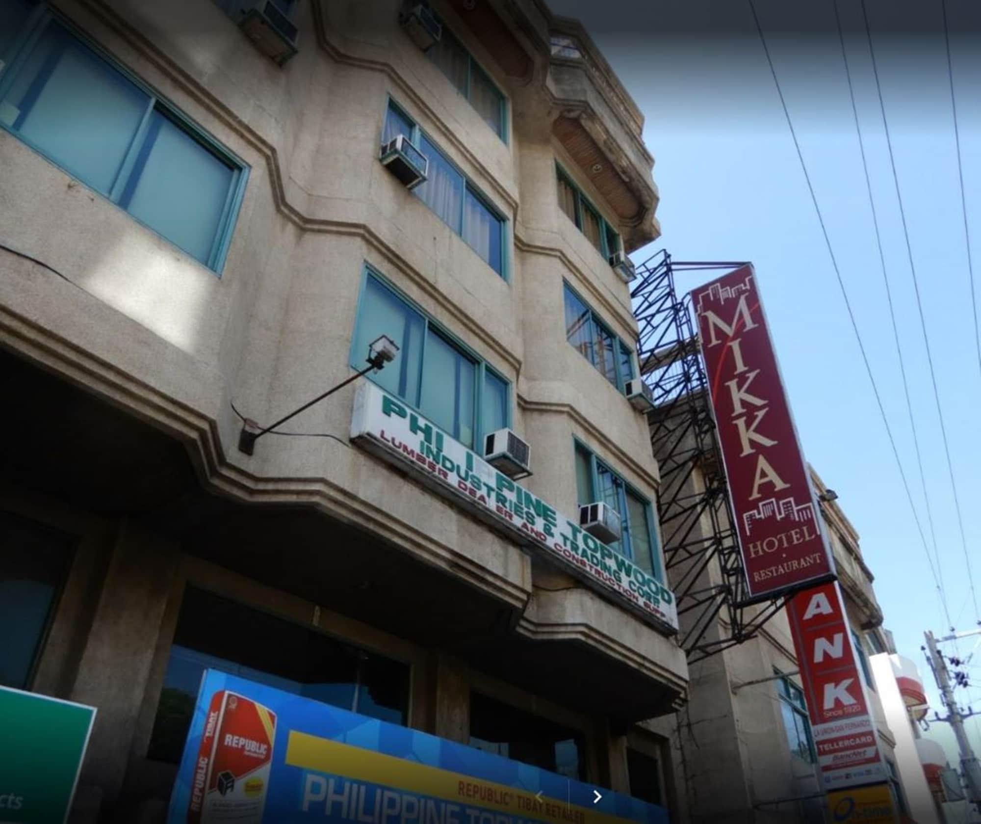 Vista Exterior Hotel Mikka