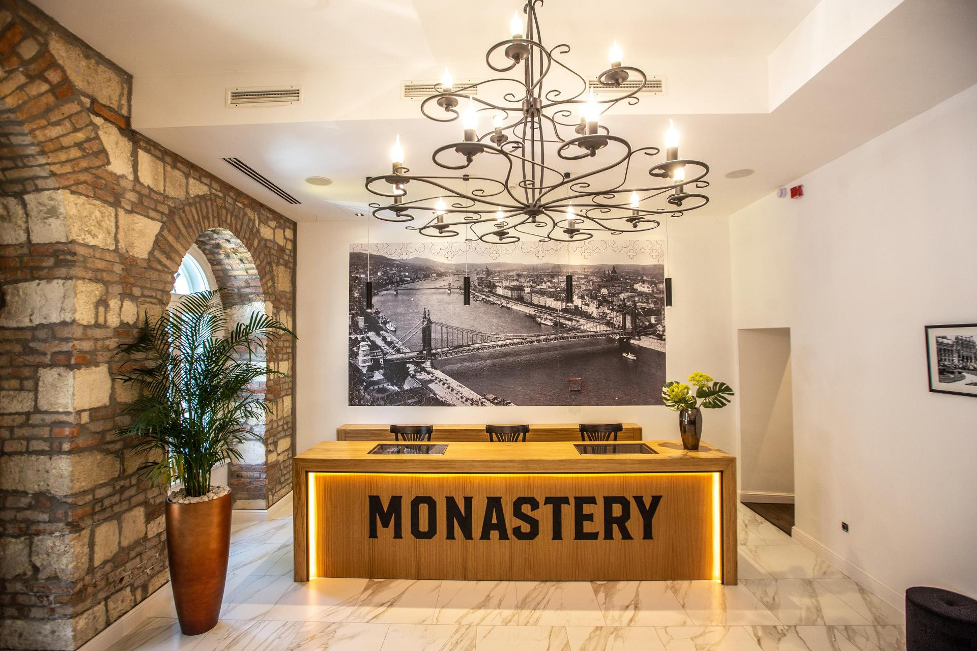 Vista Lobby Monastery Boutique Hotel Budapest