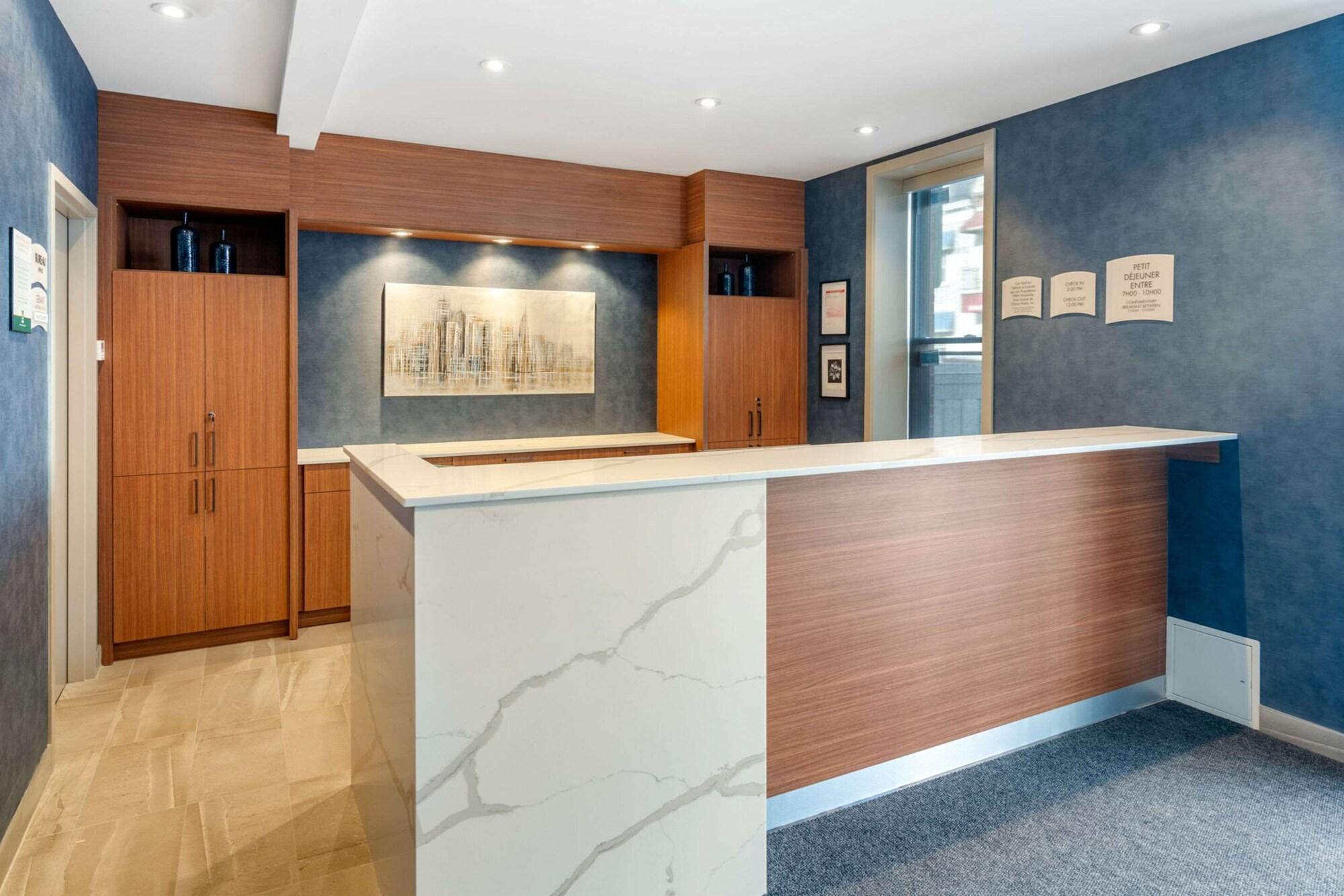 Varios Quality Inn Centre-Ville