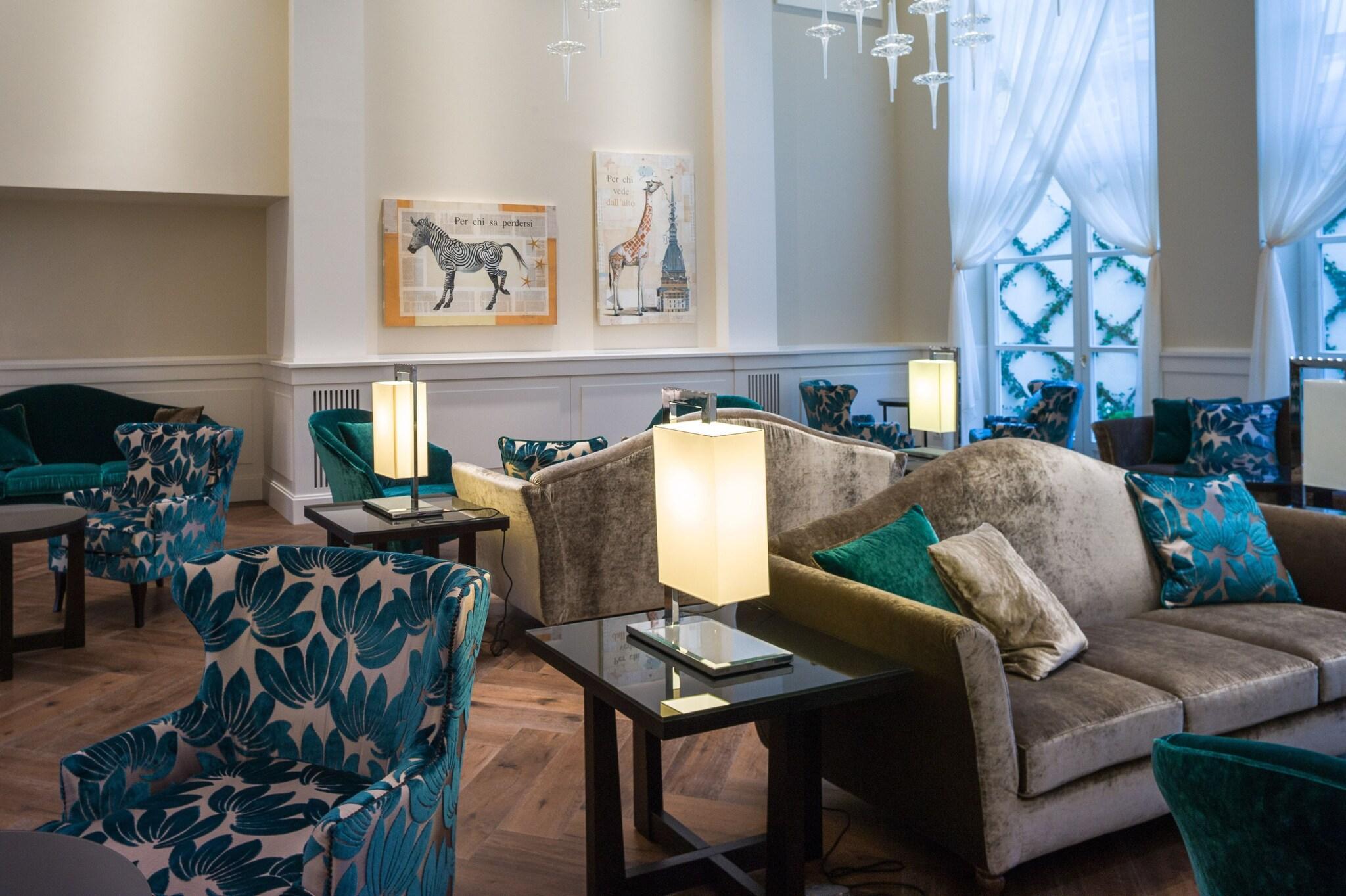 Vista Lobby Hotel Turin Palace