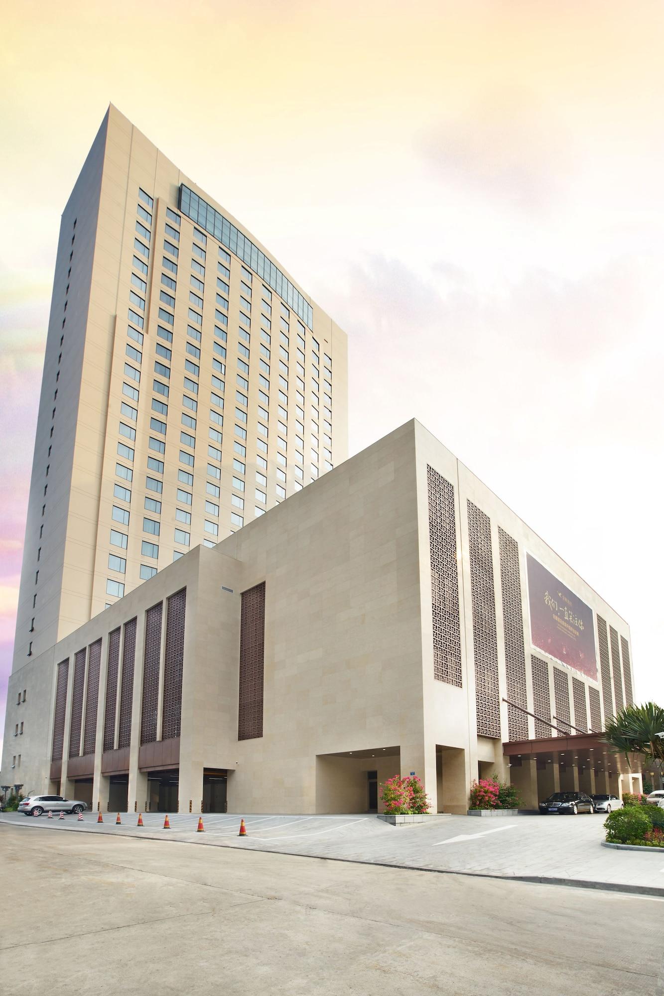 Vista Exterior Lakeside Hotel Xiamen Airline