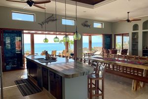 Alquiler Vacacional - *RESORT STLYE, SWIM UP PALAPA BAR* Sleep 20+ OCEAN FRONT “Hacienda Sonadora”