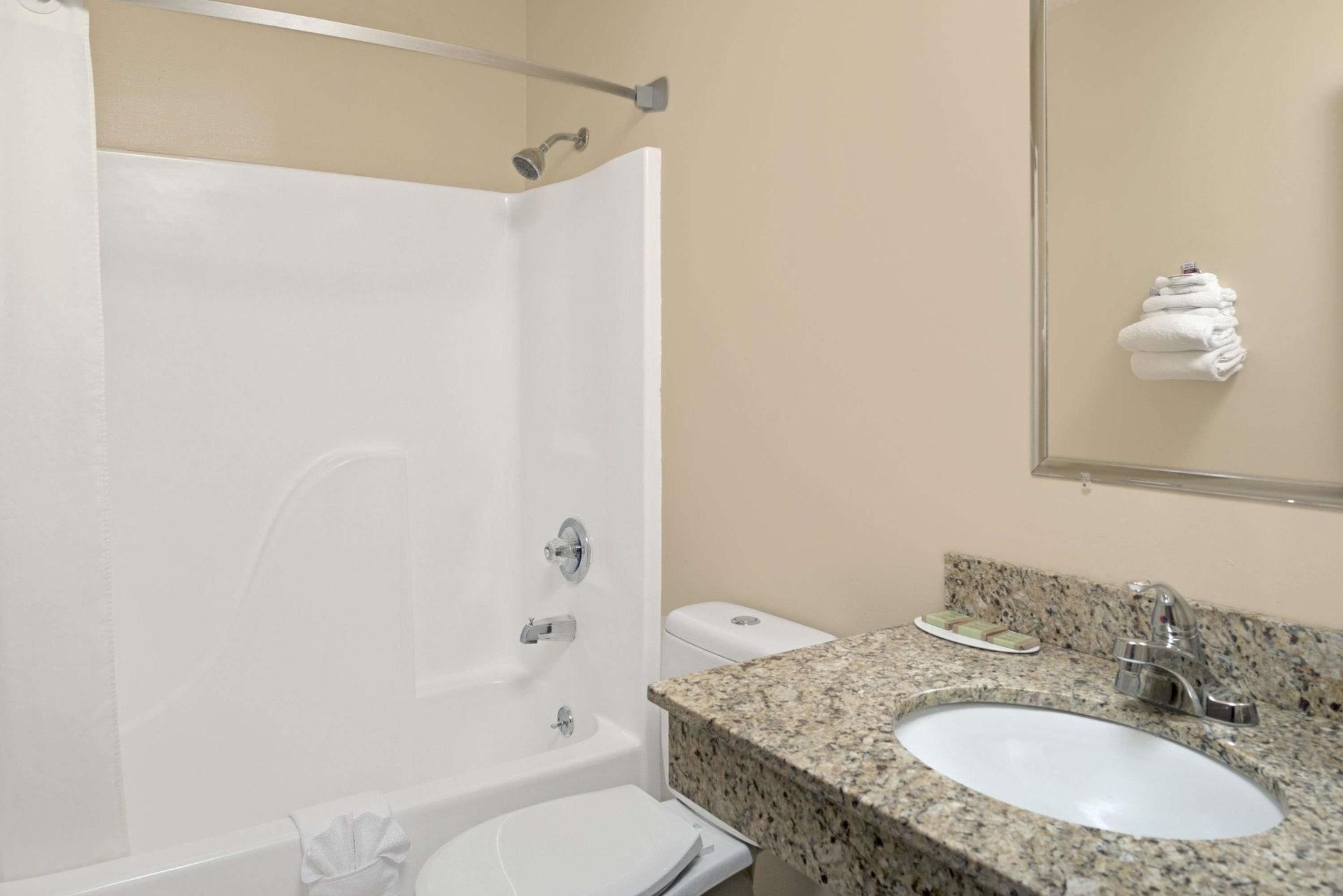 Equipamiento de Habitación Super 8 by Wyndham Omaha I-80 West