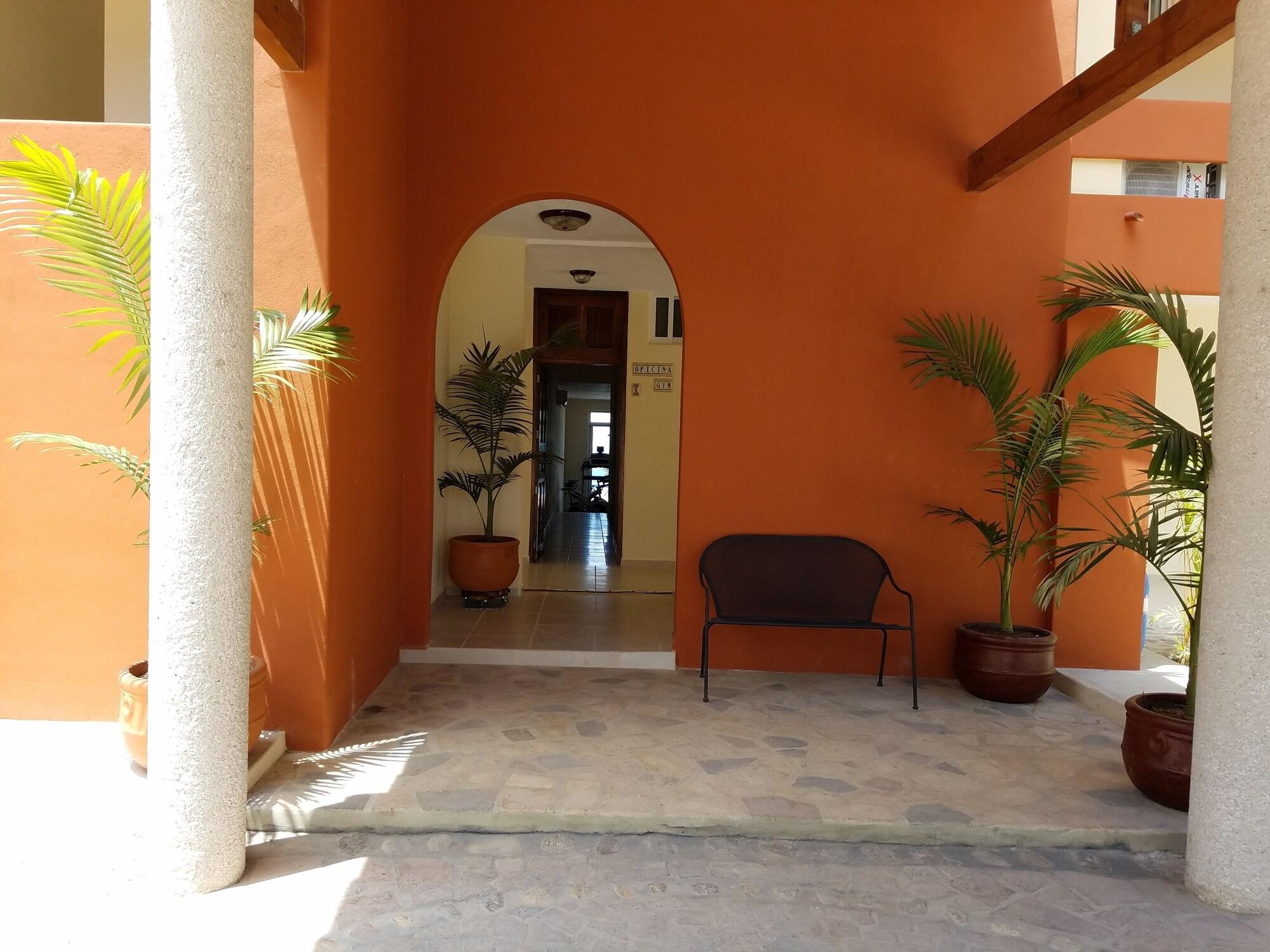 Vista Lobby Vista Encantada 106