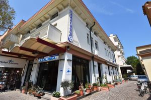 Alojamiento - Hotel Azzurra