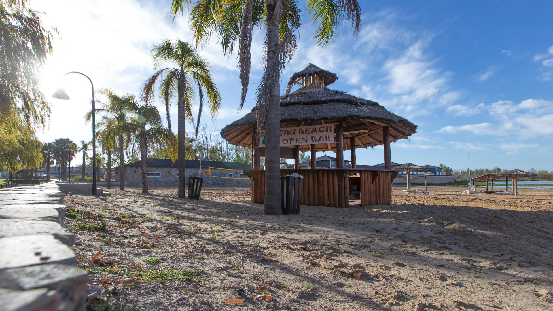 Playa Howard Johnson Marinas & Resort