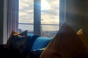 Alquiler Vacacional - Attractive Cosy 2 Bedroom Penthouse with free Parking inside Romford Centre