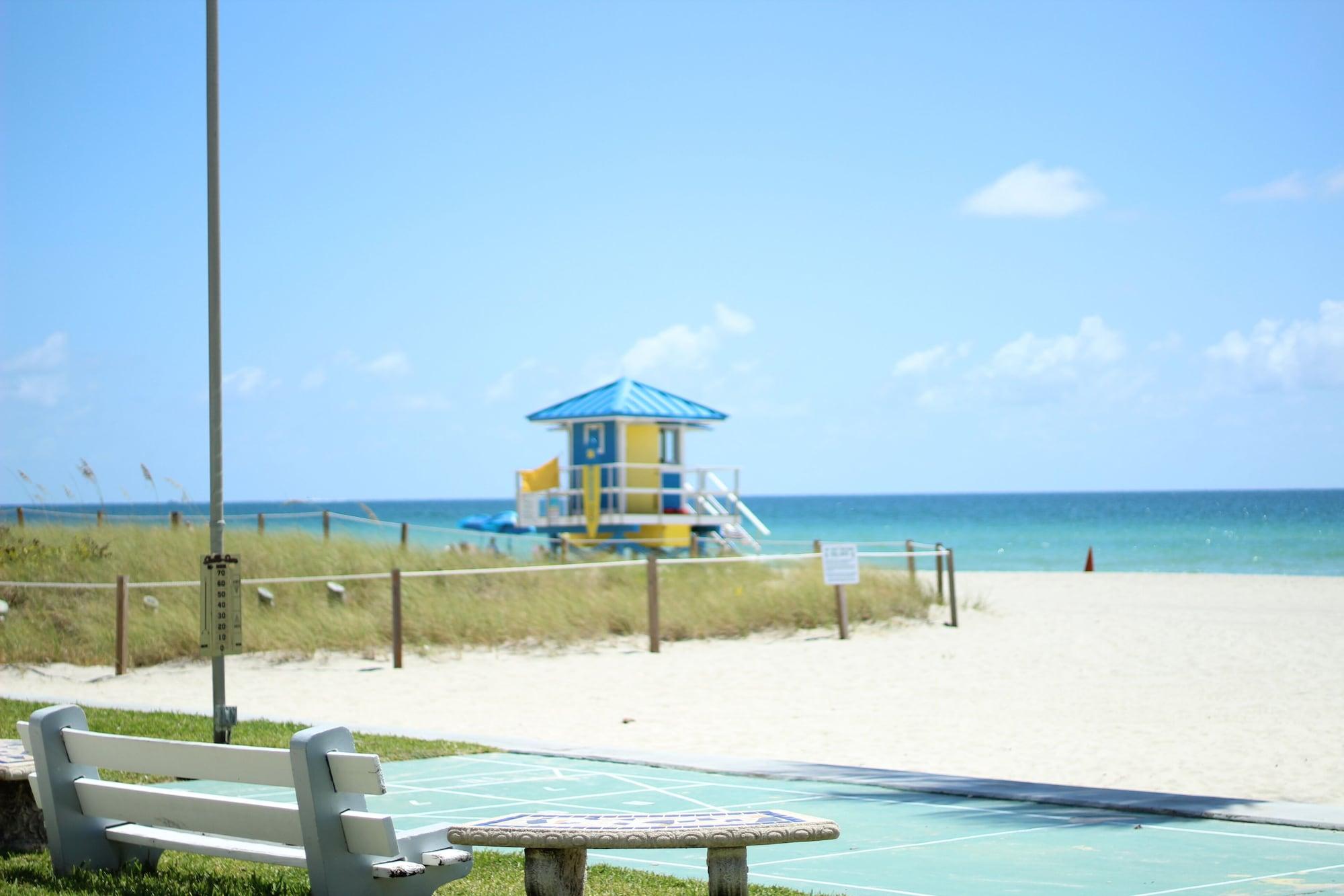 Playa Shore View Hotel