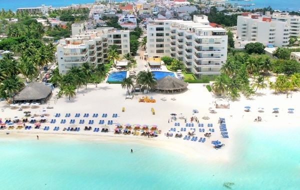 Ixchel Beach Hotel