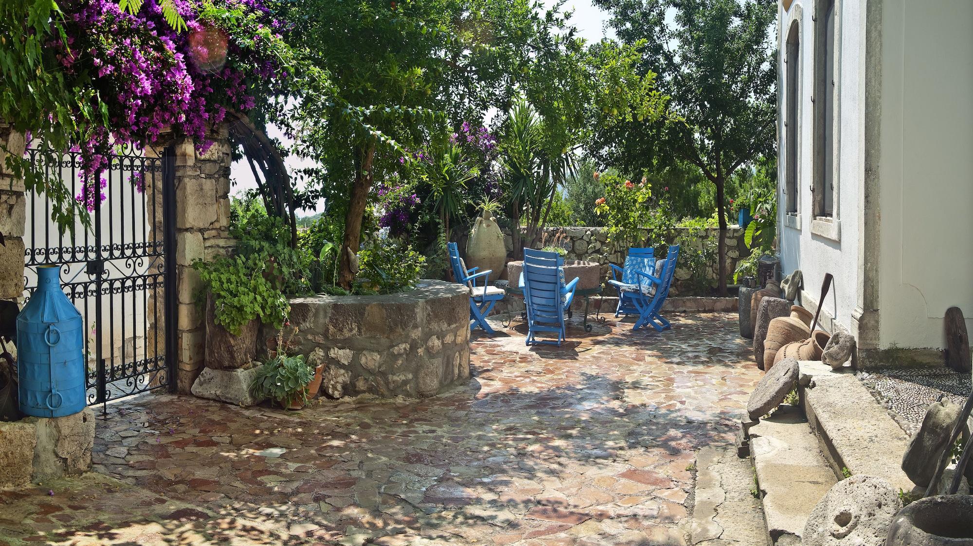 Vista Exterior Saklı Konak