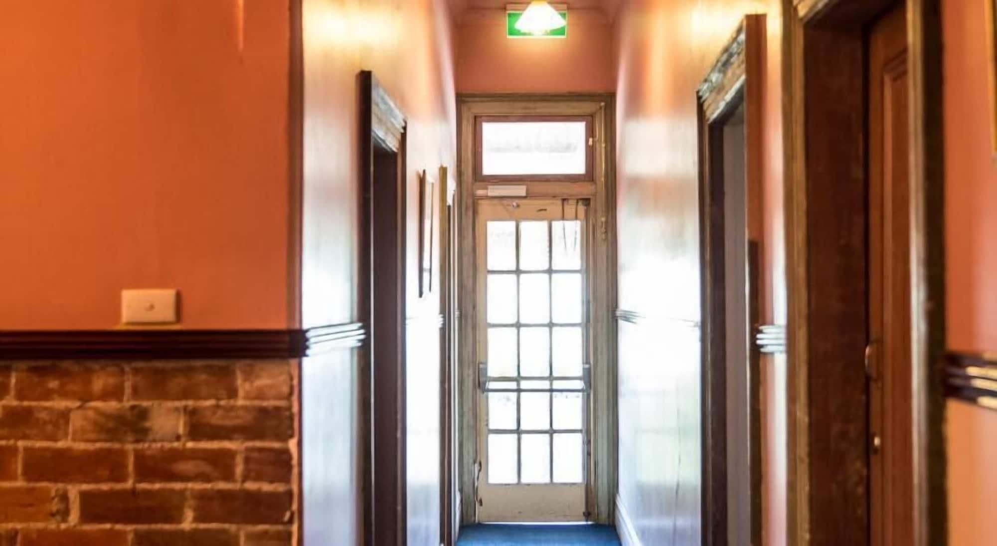 Vista Lobby Boorowa Hotel