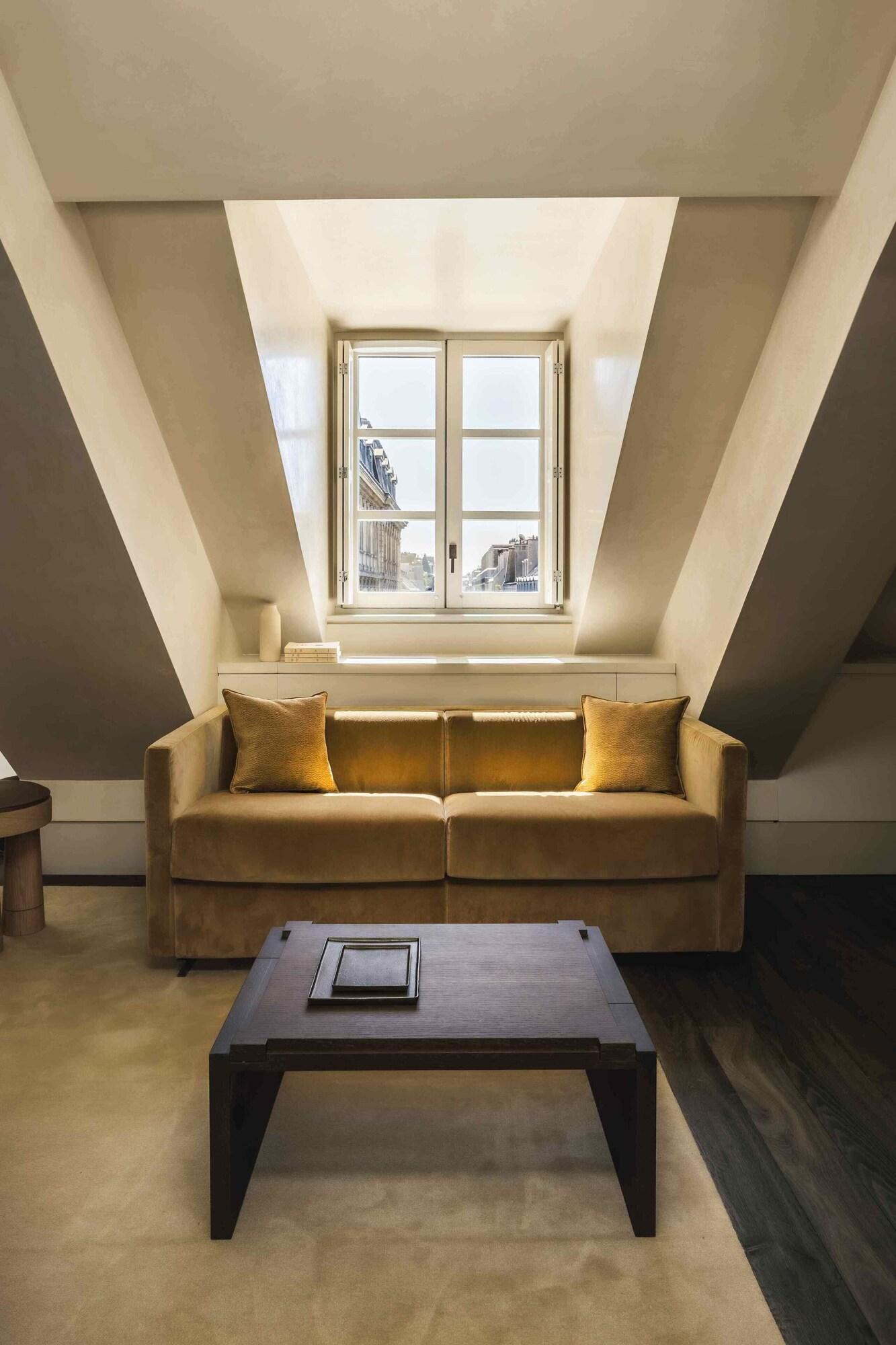 Varios Mondovi Luxury Suites