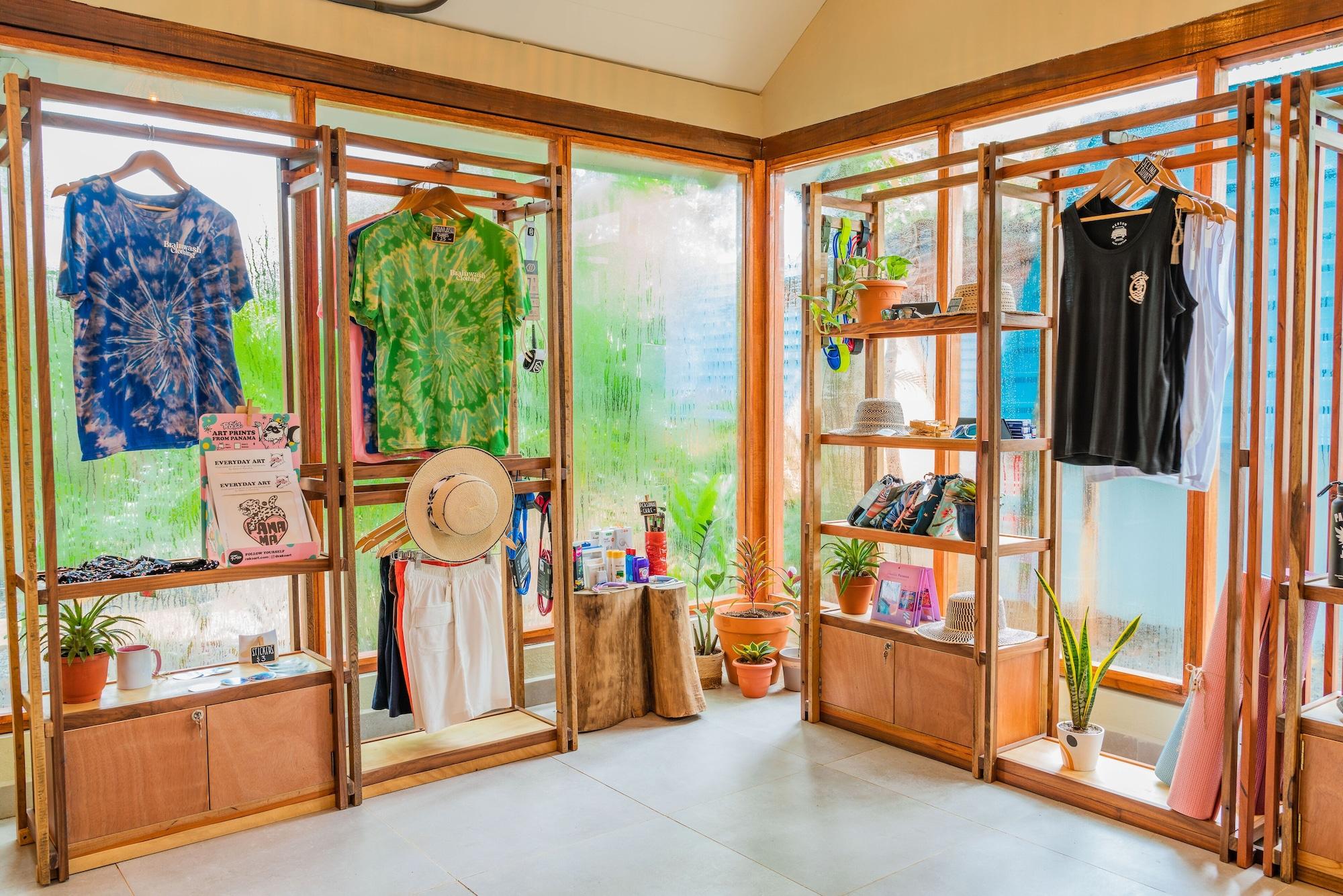 Vista Lobby Selina River Venao