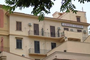 Alojamiento - Albergo Cavour