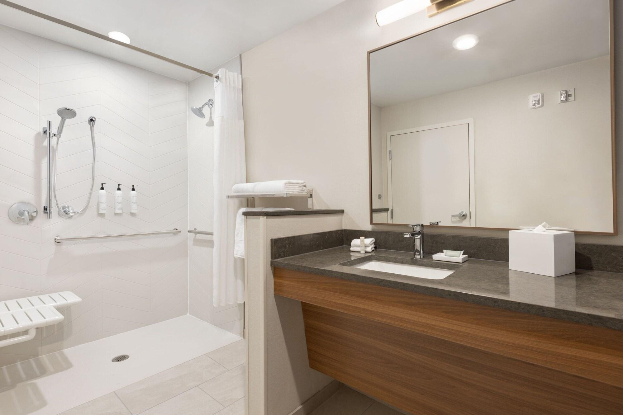 Equipamiento de Habitación Fairfield Inn & Suites By Marriott Rockaway