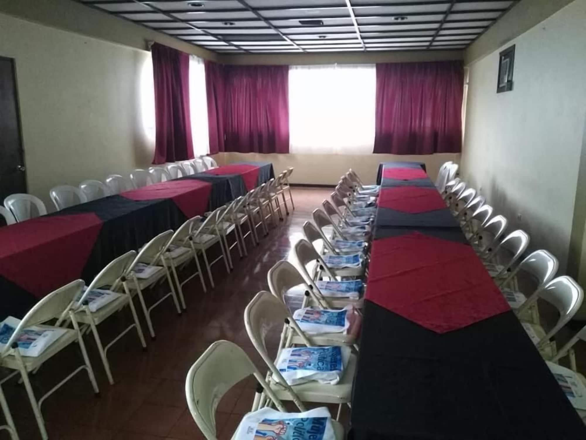 Sala de Reuniones Hotel Wagelia Turrialba