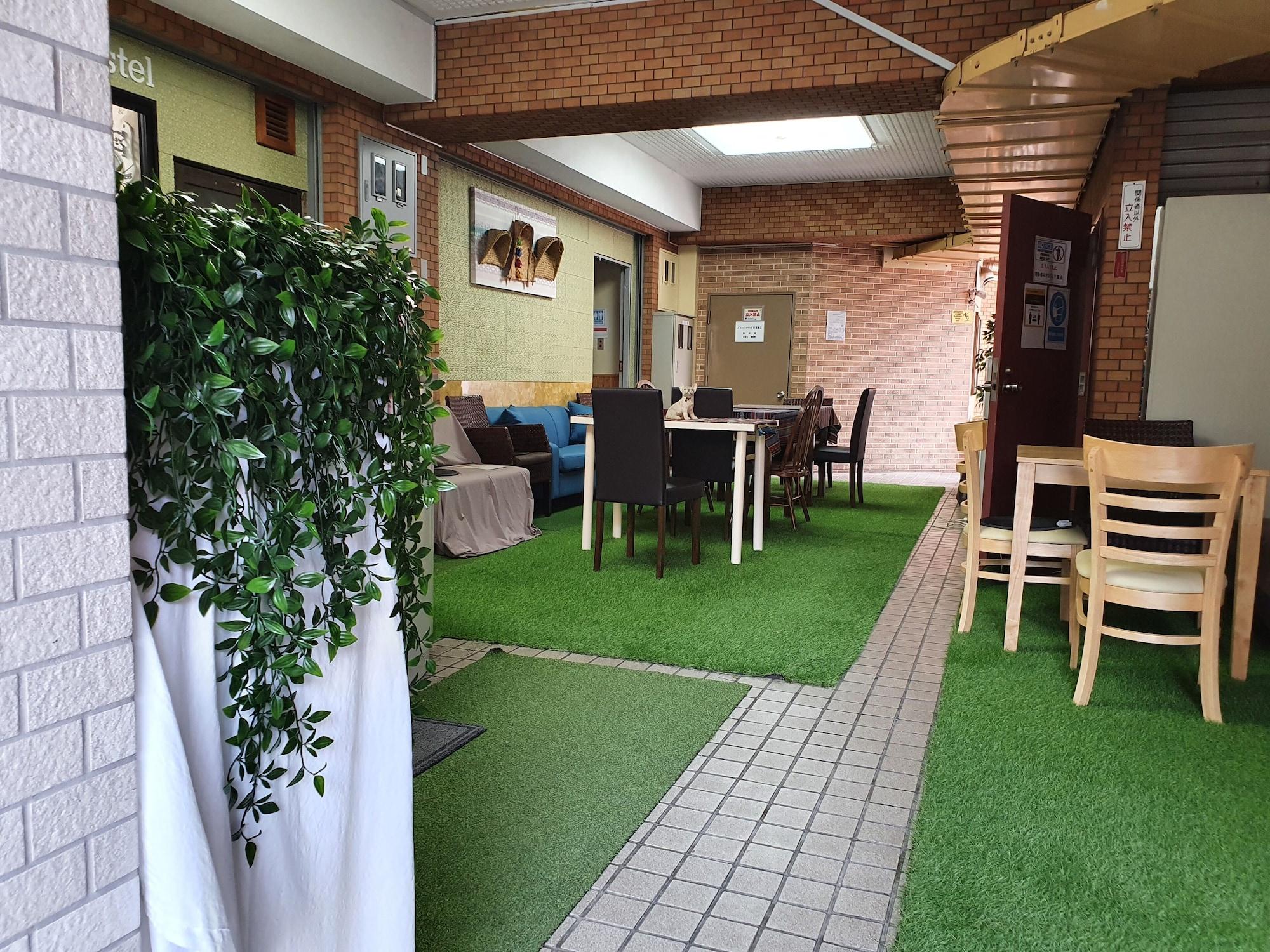 Vista Exterior Shinjuku Sky Capsule