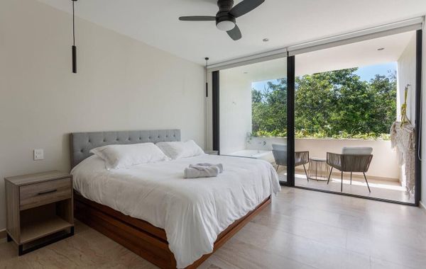 YaaX Villa 4 BEDR with beach club included. 3/4 mile from beach. - Hoteles con alberca en Xpu Ha, México