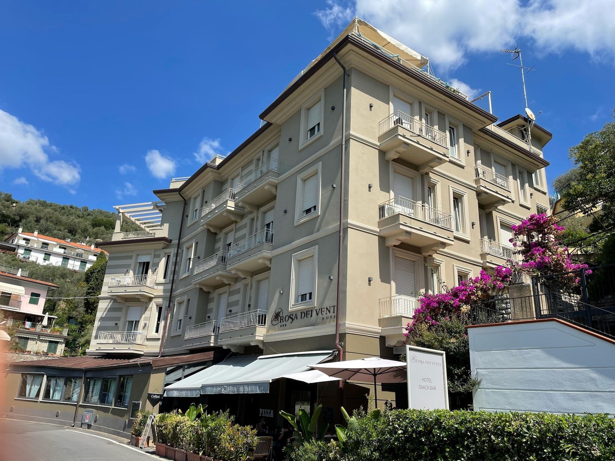 Varios Hotel Rosa dei Venti