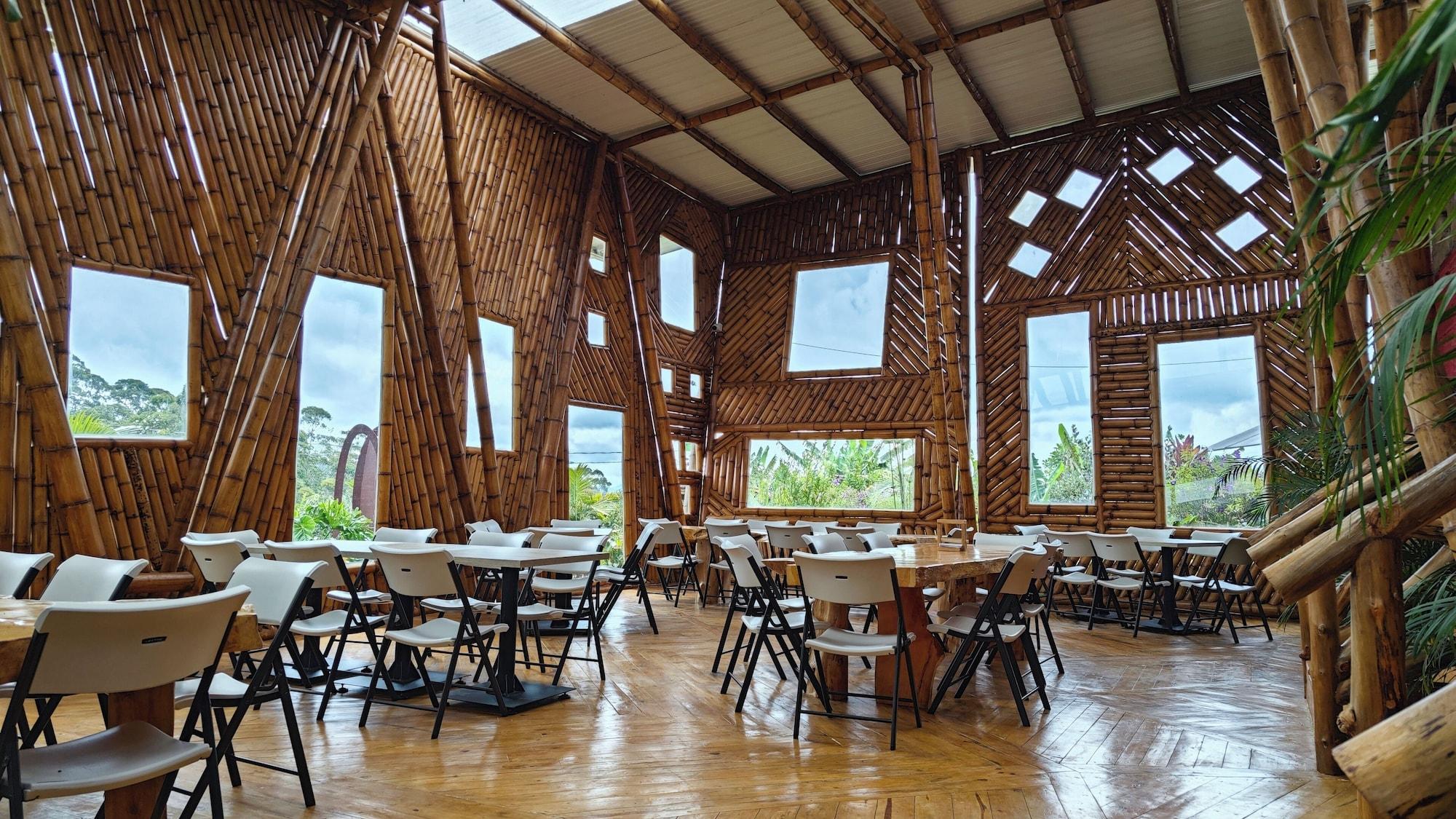 Restaurant Hotel PIA Colombia