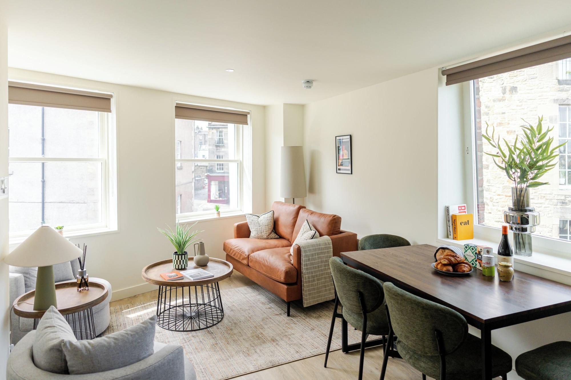 Varios Broughton Market Aparthotel