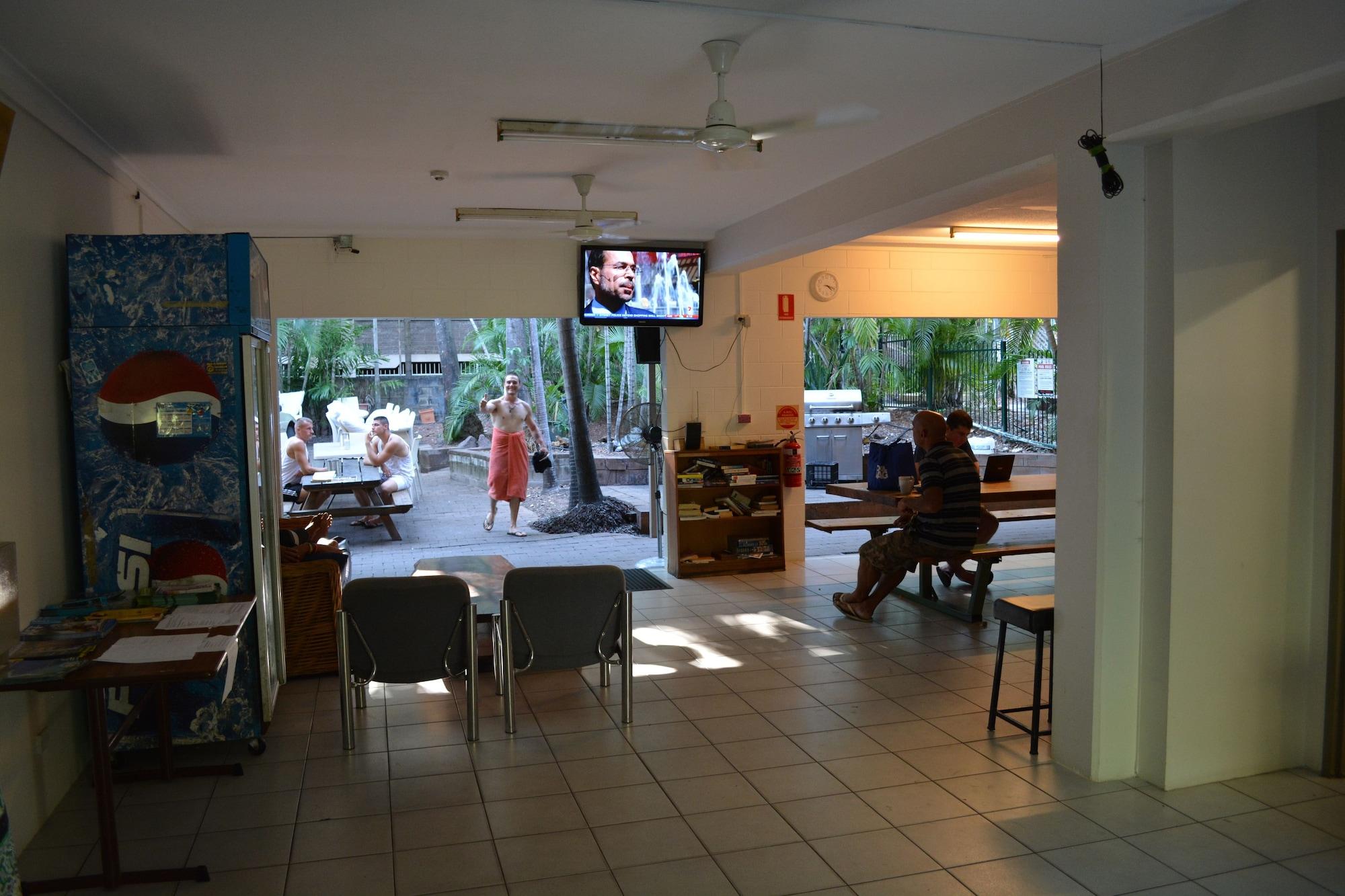 Vista Lobby Frogshollow Backpackers