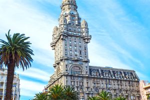 Paquete - Paquetes a Montevideo