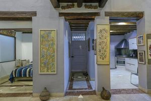 Aluguel por temporada - Luxury Large Apartment With Colonial Balcony