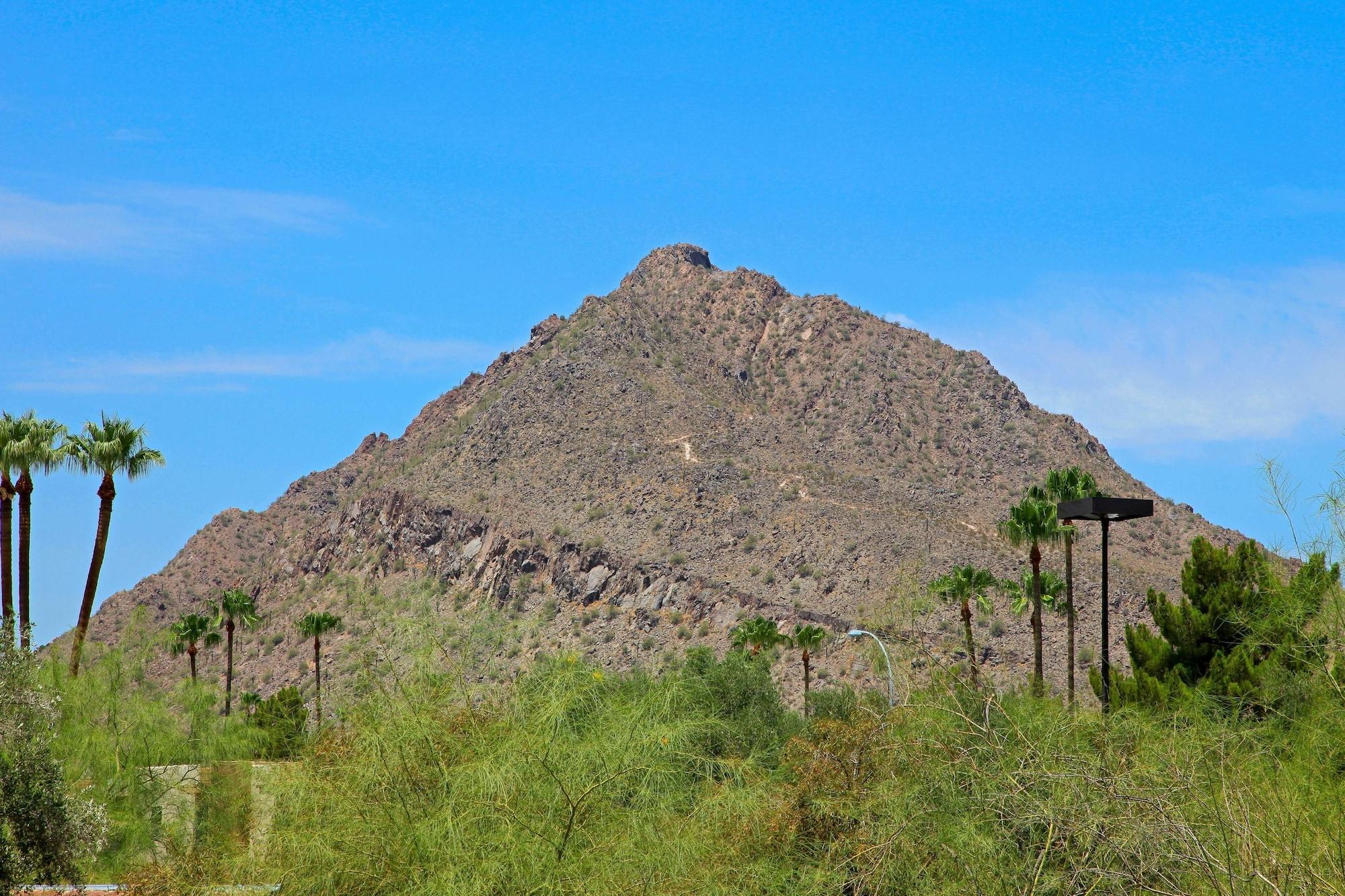 Vista Exterior Motel 6 Old town Scottsdale/Fashion Square