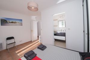 Alquiler Vacacional - Luxury house with large heated  pool in spacious property, 10 min from the sea