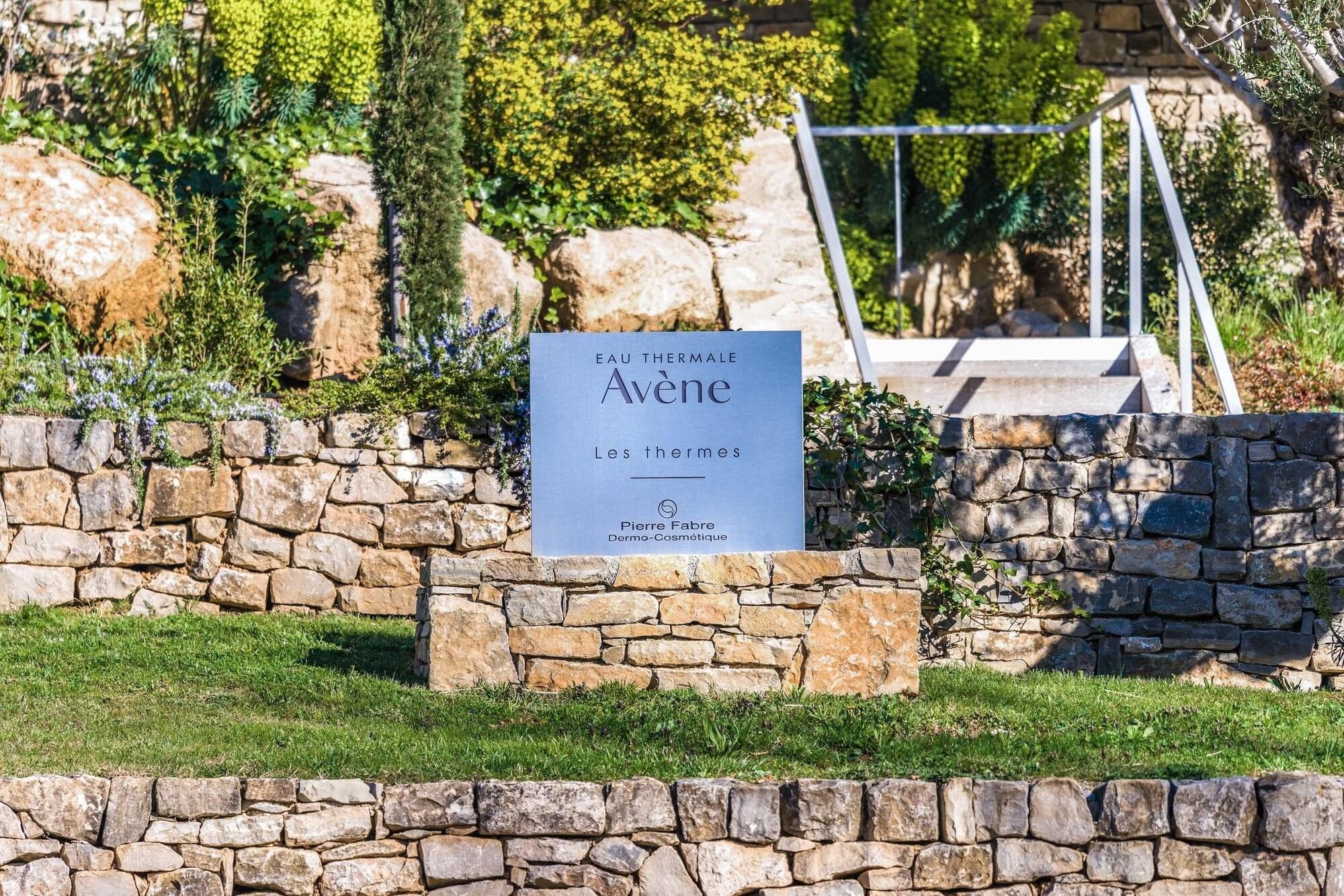 Vista Exterior Eau Thermale Avene L'hotel