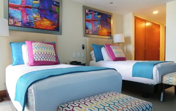 ON THE BEACH - Luxury Condominium with Breathtaking Views - Hoteles con jacuzzi en Puerto Vallarta, México