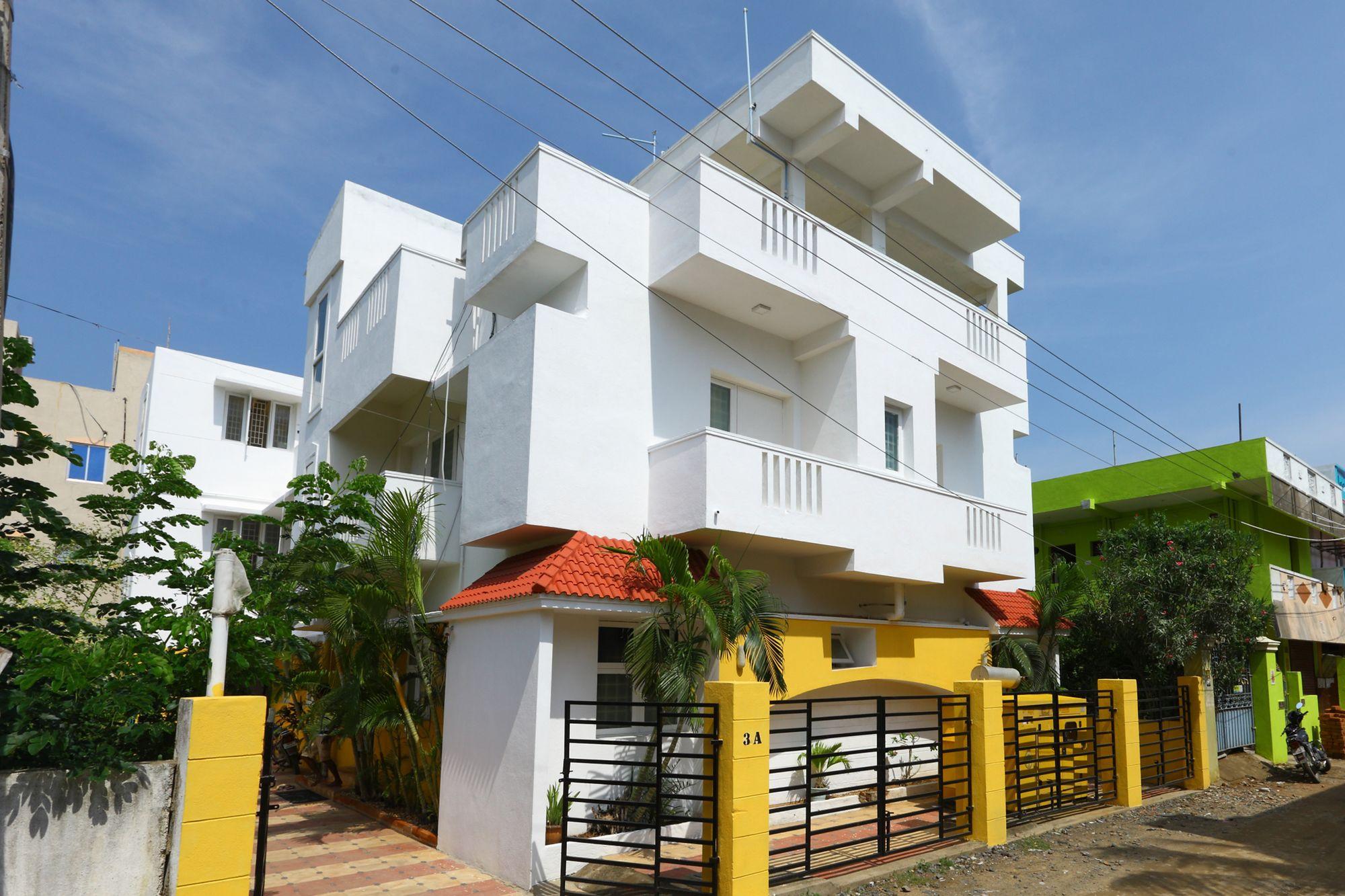 Vista Exterior OYO 9261 SPL Serviced Apartments Sholinganallur