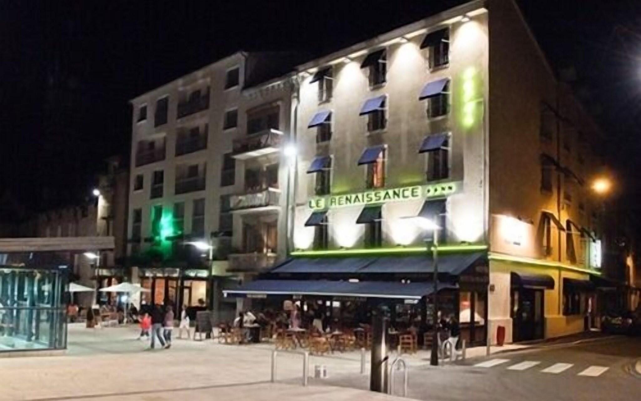 Vista Exterior Le Renaissance