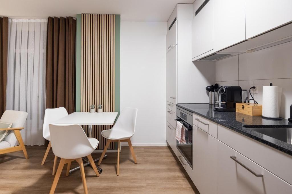 Equipamiento de Habitación STAYY N7 Suites & Studios