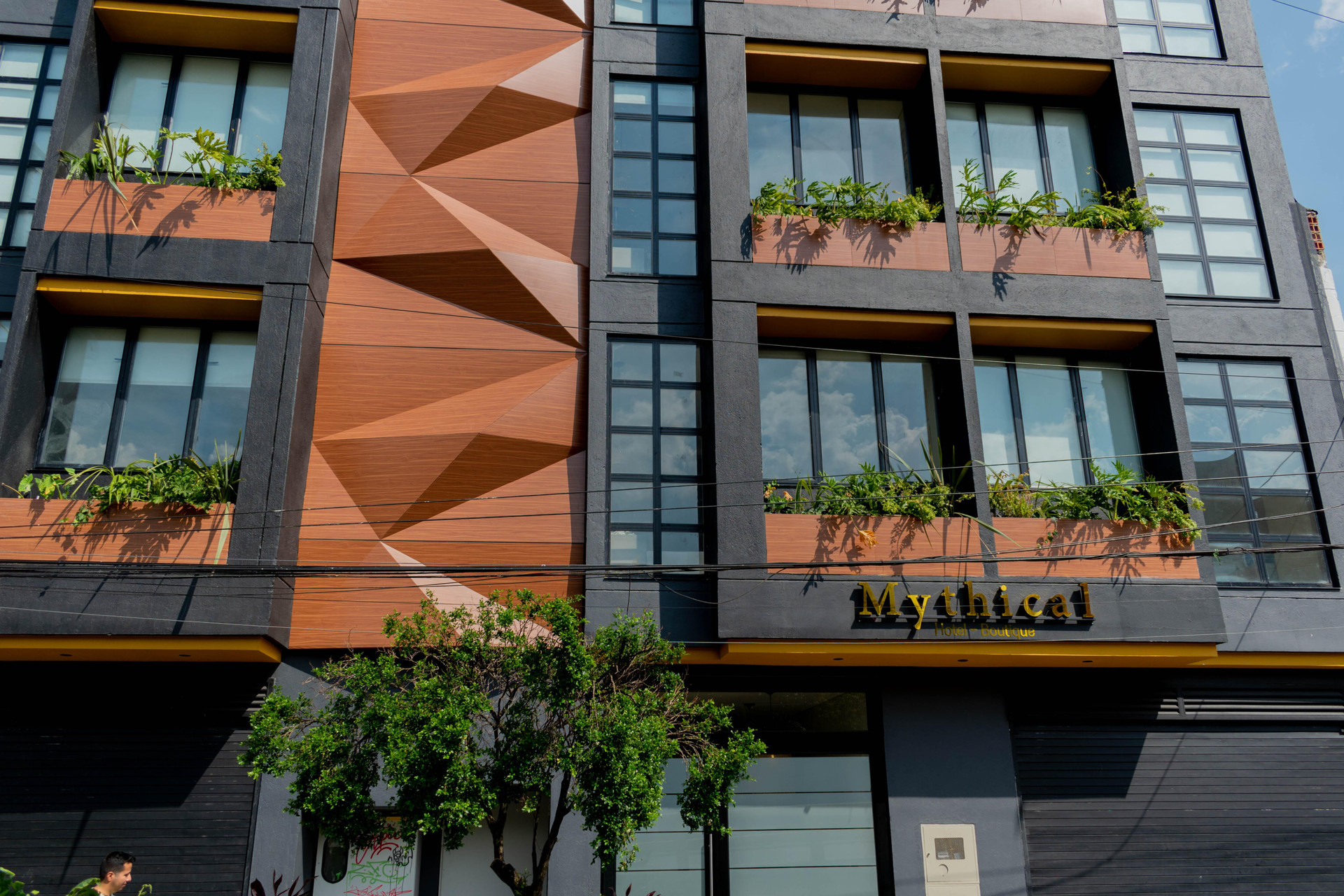 Vista Exterior Mythical Hotel